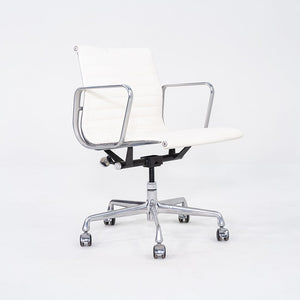 2010s Herman Miller Eames Aluminum Group Management Desk Chair in White Leather 3x Available