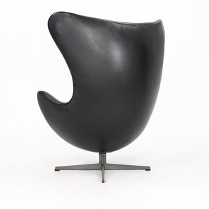 1960s Egg Lounge Chair, Model 3316 by Arne Jacobsen for Fritz Hansen in Re-done Black Leather