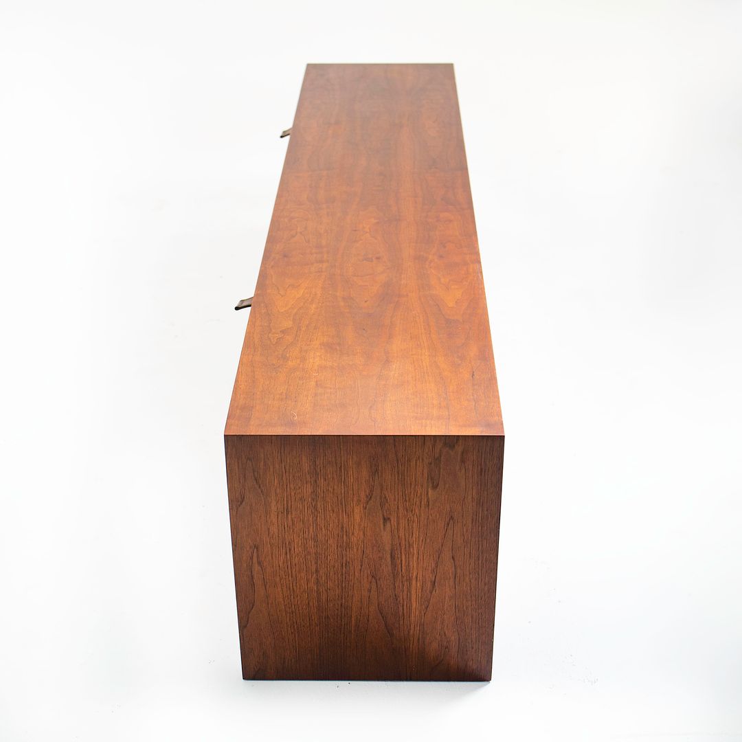 1960s Model 121 W-1 Hanging Cabinet by Florence Knoll for Knoll Steel, Walnut, Lacquer, Plastic