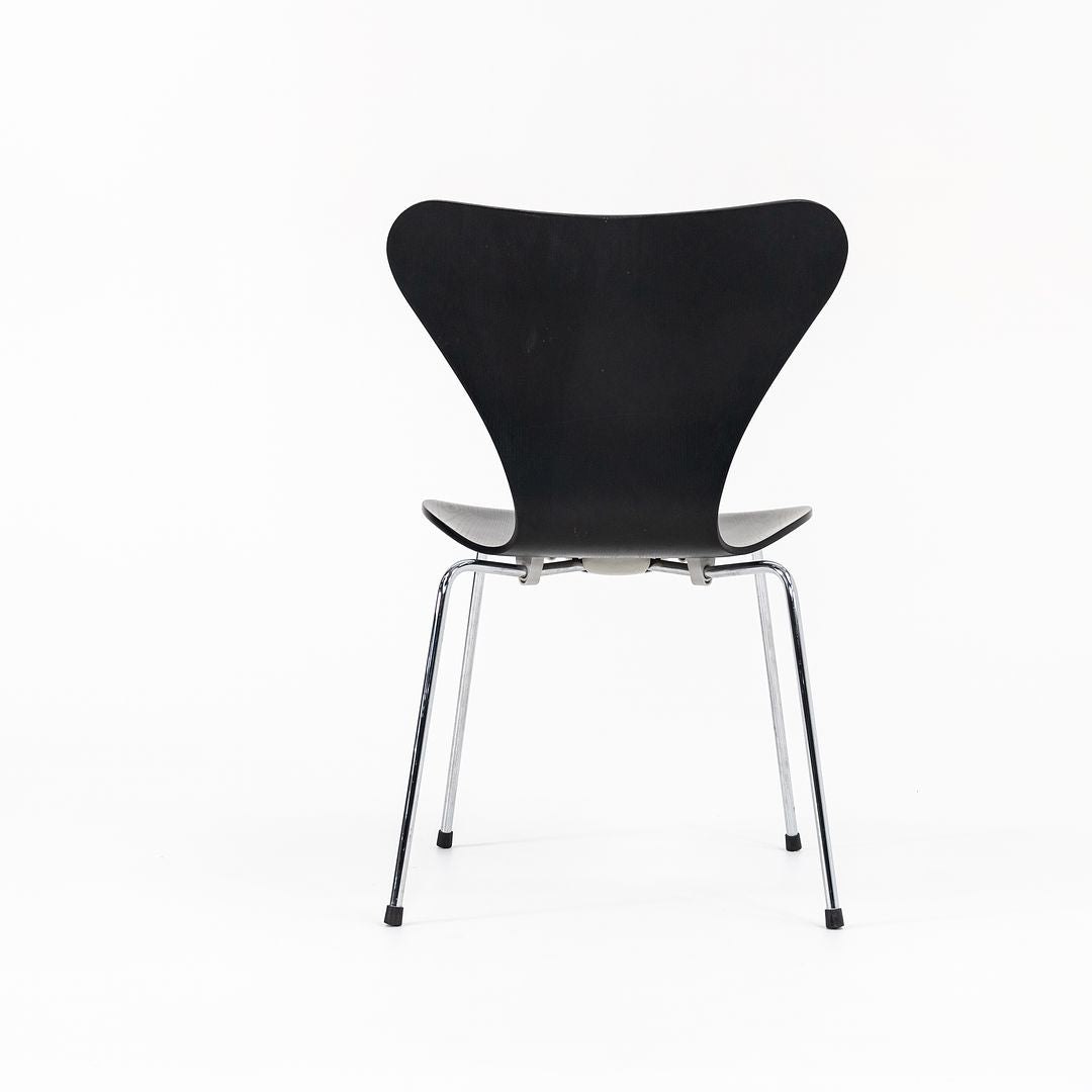 1998 Series 7 Chair, Model 3107 by Arne Jacobsen for Fritz Hansen in Ebonized Ash 15x Available