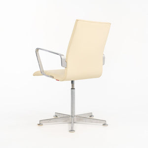 2008 Oxford Chair, Model 3291W by Arne Jacobsen for Fritz Hansen in Ivory Leather 6x Available