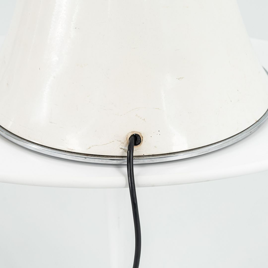 1970s Pipistrello Table Lamp, Modello 620, by Gae Aulenti for Martinelli Luce