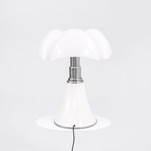 1970s Pipistrello Table Lamp, Modello 620, by Gae Aulenti for Martinelli Luce