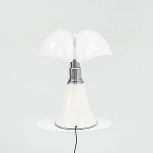 1970s Pipistrello Table Lamp, Modello 620, by Gae Aulenti for Martinelli Luce