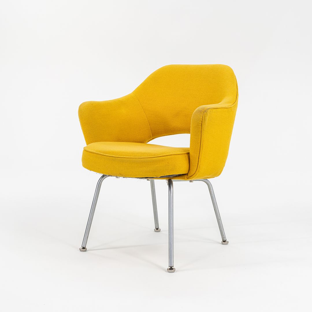 1960s Knoll Saarinen Executive Chair, Model 71A by Eero Saarinen for Knoll Steel, Fabric, Foam, Plastic