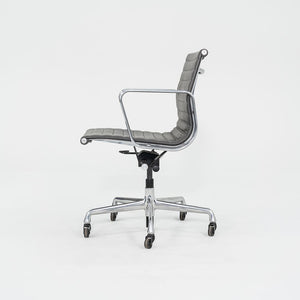 2017 Herman Miller Eames EAG Aluminum Group Management Chair in Dark Grey Leather with Pneumatic Lift 4x Available