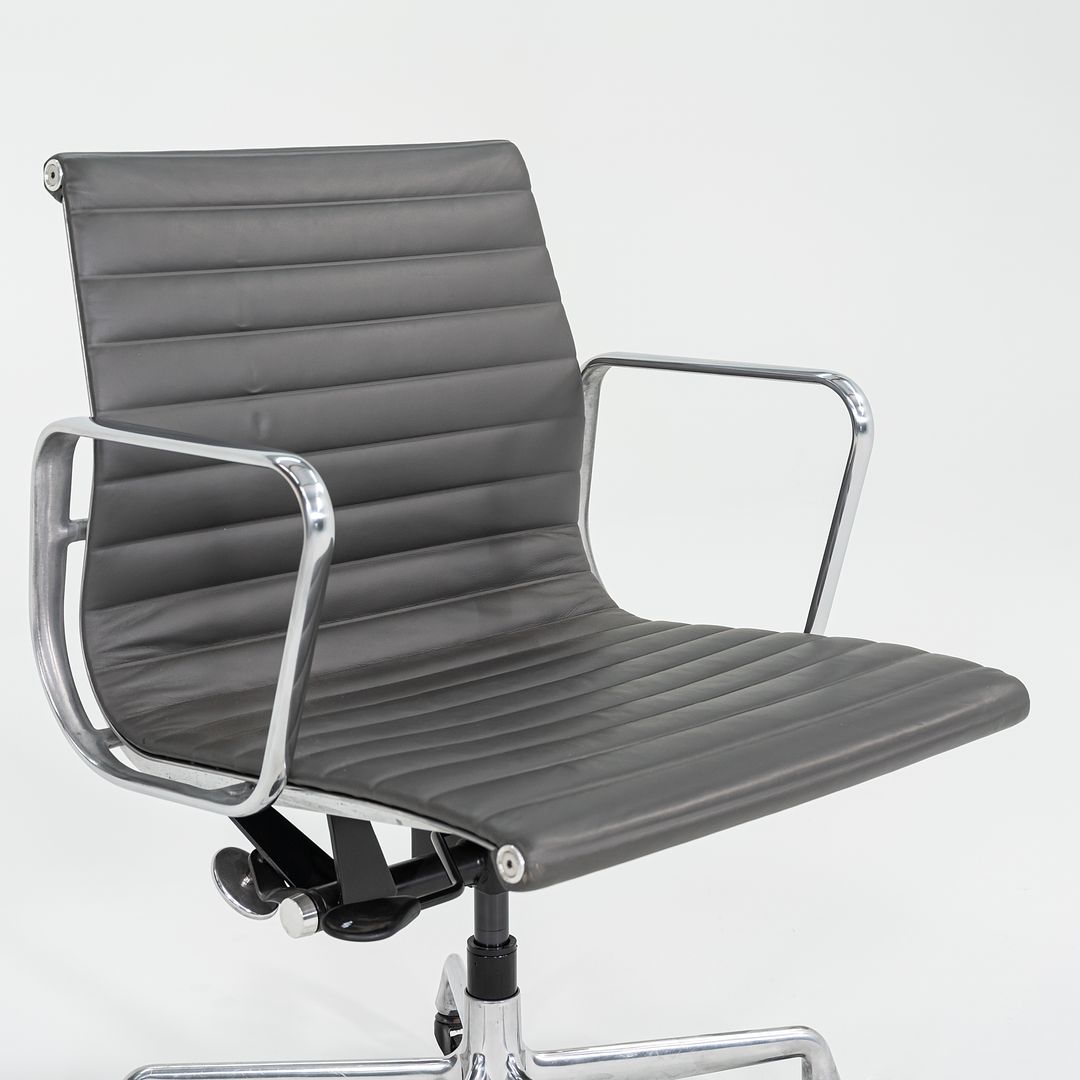 2017 Herman Miller Eames EAG Aluminum Group Management Chair in Dark Grey Leather with Pneumatic Lift 4x Available