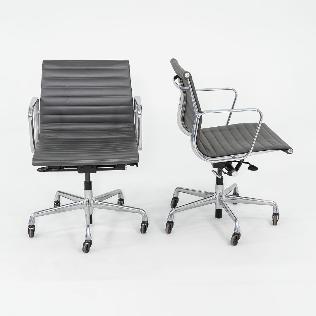 2017 Herman Miller Eames EAG Aluminum Group Management Chair in Dark Grey Leather with Pneumatic Lift 4x Available