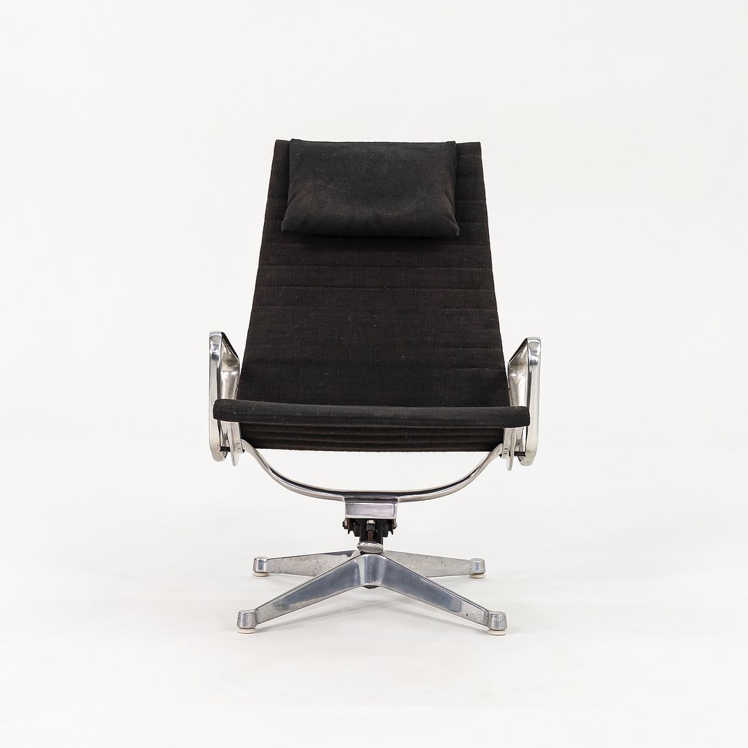 1960s Aluminum Group Lounge Chair and Ottoman, EA125 and EA124 by Charles and Ray Eames for Herman Miller in Black Fabric