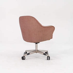 1960s Saarinen Executive Swivel Chair, Model 68S by Eero Saarinen for Knoll in Patterned Fabric