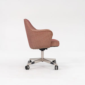 1960s Saarinen Executive Swivel Chair, Model 68S by Eero Saarinen for Knoll in Patterned Fabric