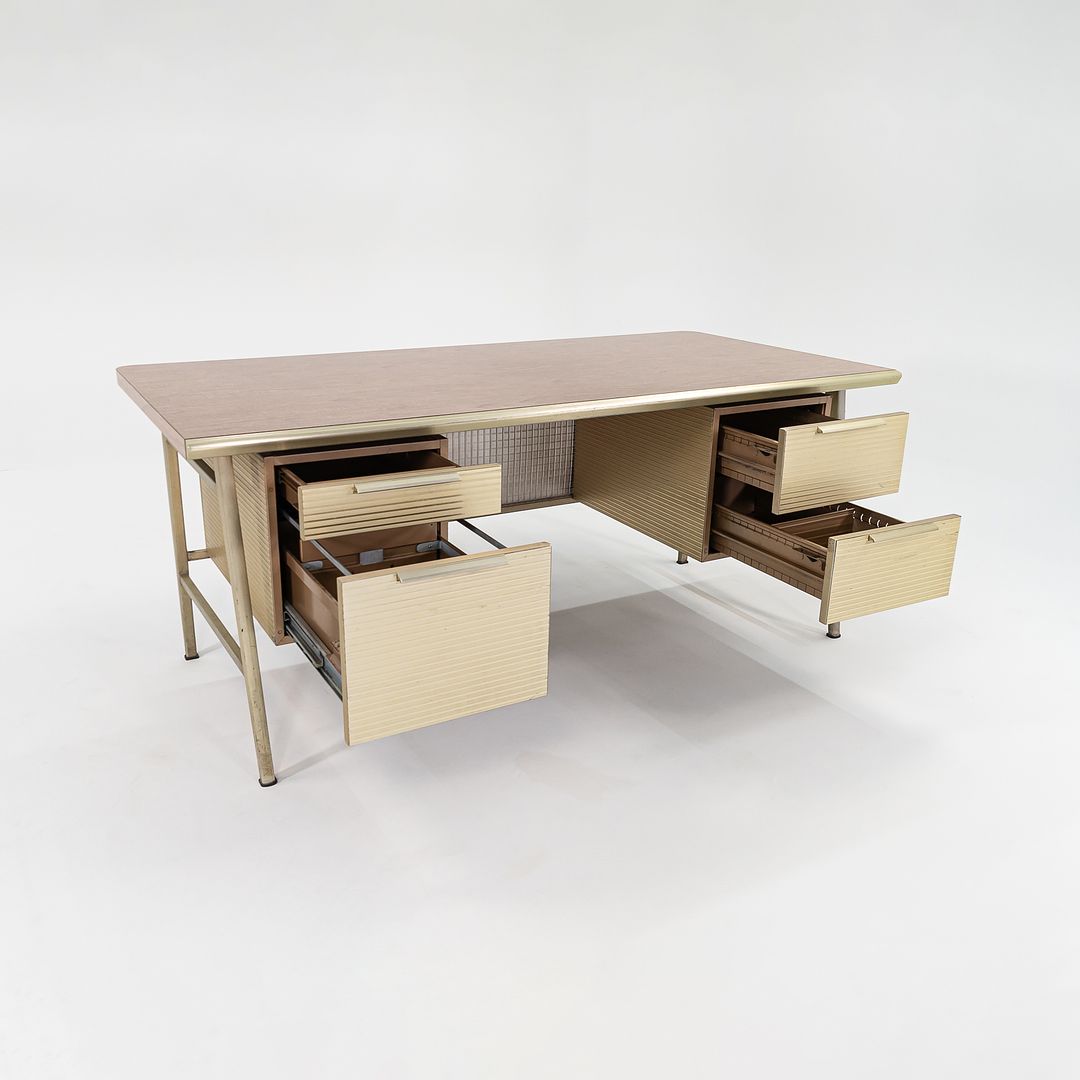 1958 Italic Desk by Gordon Bunshaft and SOM for General Fireproofing