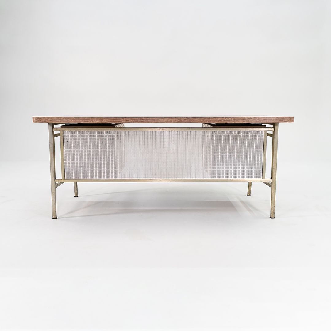 1958 Italic Desk by Gordon Bunshaft and SOM for General Fireproofing