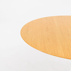 2009 Tulip Dining Table, Model 173O by Eero Saarinen for Knoll in White with Light Oak 42 inch Top #2