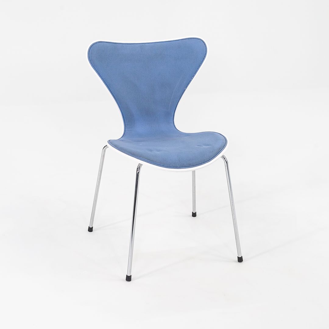 2005 Series 7 Chair, Model 3107 by Arne Jacobsen for Fritz Hansen 11x Available