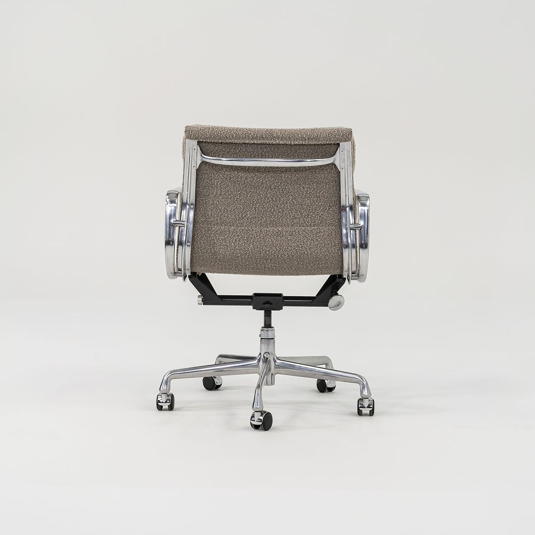 2003 Soft Pad Management Chair, EA435 by Ray and Charles Eames for Herman Miller in Grey Boucle 3x Available