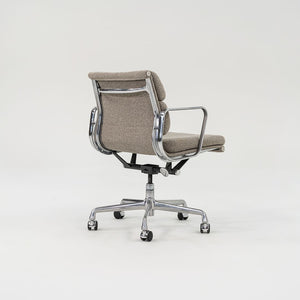 2003 Soft Pad Management Chair, EA435 by Ray and Charles Eames for Herman Miller in Grey Boucle 3x Available