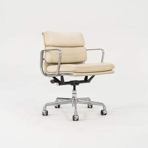 2005 Soft Pad Management Desk Chair by Charles and Ray Eames for Herman Miller in Ivory Leather 12x Available