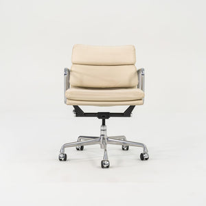 2005 Soft Pad Management Desk Chair by Charles and Ray Eames for Herman Miller in Ivory Leather 12x Available