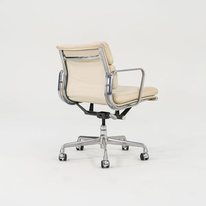 2005 Soft Pad Management Desk Chair by Charles and Ray Eames for Herman Miller in Ivory Leather 12x Available