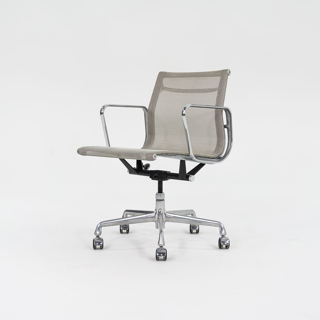 2015 Aluminum Group Management Chair, Model EA335 by Ray and Charles Eames for Herman Miller Aluminum, PVC Mesh, Rubber, Steel, Plastic