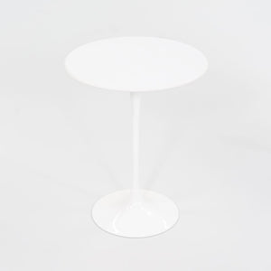 SOLD 2008 Pedestal Round Side Table, Model 16OTR by Eero Saarinen for Knoll Aluminum, Laminate, Powdercoat, Fiberboard