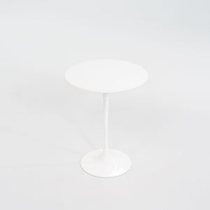 SOLD 2008 Pedestal Round Side Table, Model 16OTR by Eero Saarinen for Knoll Aluminum, Laminate, Powdercoat, Fiberboard