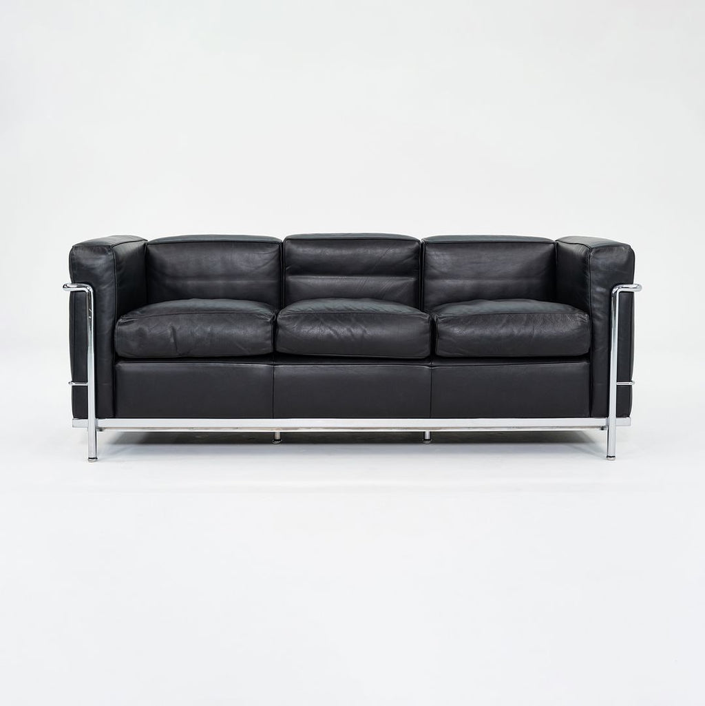 2010s LC2 3-Seat Sofa by Le Corbusier, Pierre Jeanneret, Charlotte Perriand for Cassina in Black Leather and Chrome