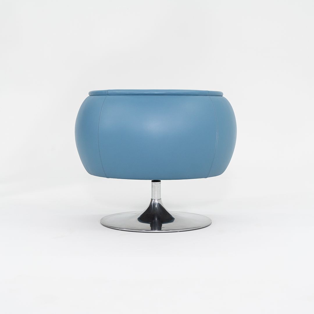 2010s D'Urso Swivel Chair, Model 2165 by Joe D'Urso for Knoll in Blue Leather 6x Available