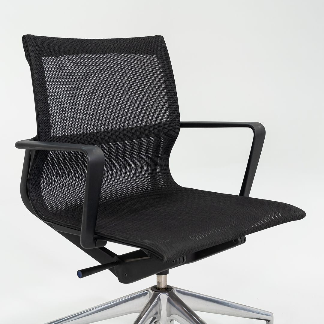 2017 Vitra Physix Rolling Desk Chair by Alberta Meda Black Mesh with Silver Pneumatic Base 3x Available