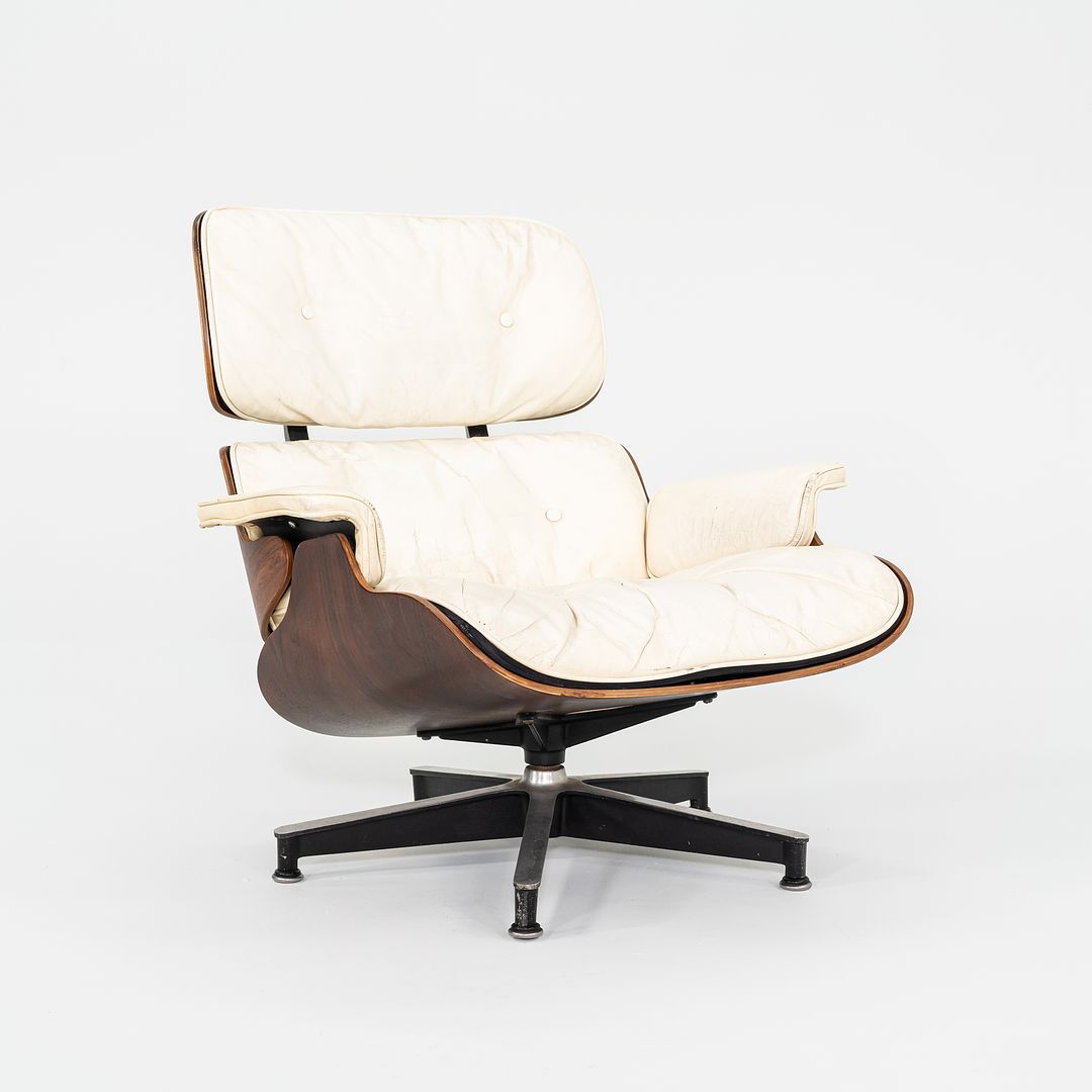 1964 Herman Miller Eames Lounge Chair and Ottoman in Rosewood and White Leather 670/671