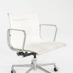 2009 Herman Miller Aluminum Group Management Mesh Desk Chairs in White Mesh 12+ Available