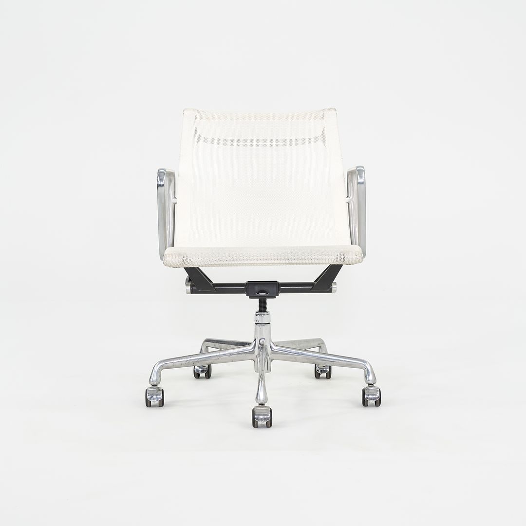 2009 Herman Miller Aluminum Group Management Mesh Desk Chairs in White Mesh 12+ Available