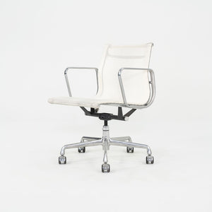 2009 Herman Miller Aluminum Group Management Mesh Desk Chairs in White Mesh 12+ Available