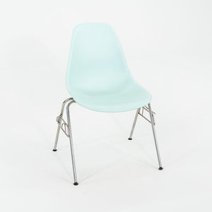 2015 Herman Miller Eames Stacking Plastic Side / Dining Shells Chairs in Blue 14x Available