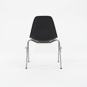 2015 Herman Miller Stacking Eames Plastic Side Shell Dining Chairs in Black 8x Available