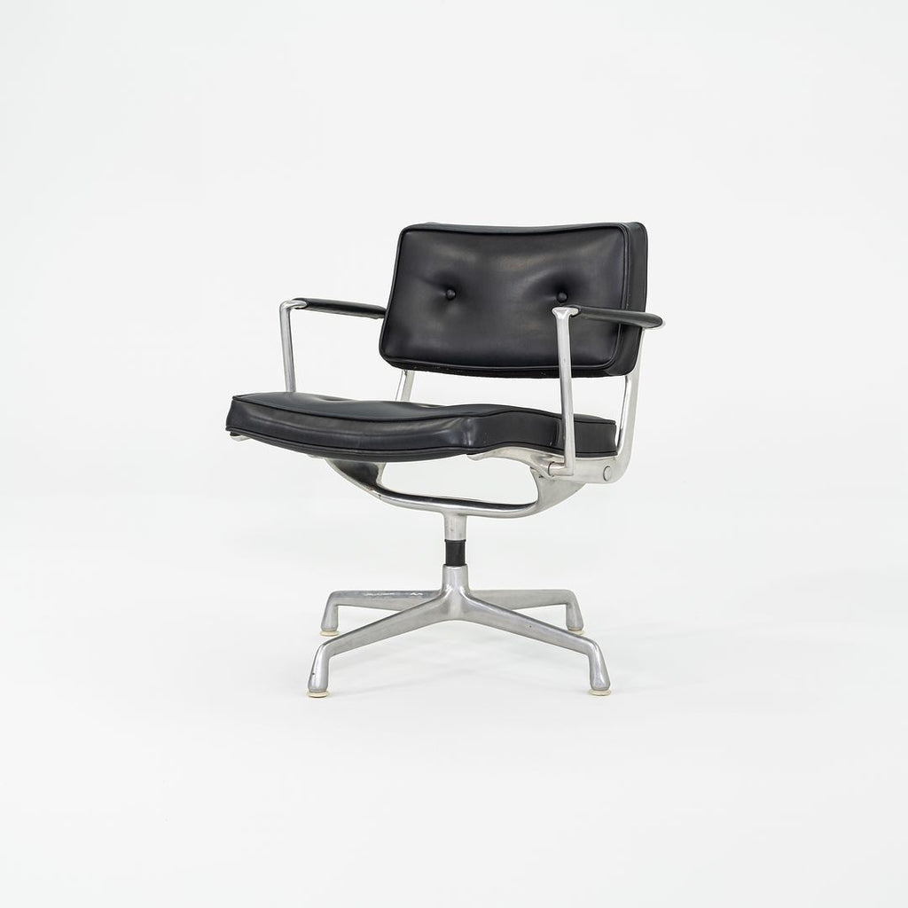 1968 Herman Miller Eames ES102 Intermediate Desk Chair in Black Naugahyde