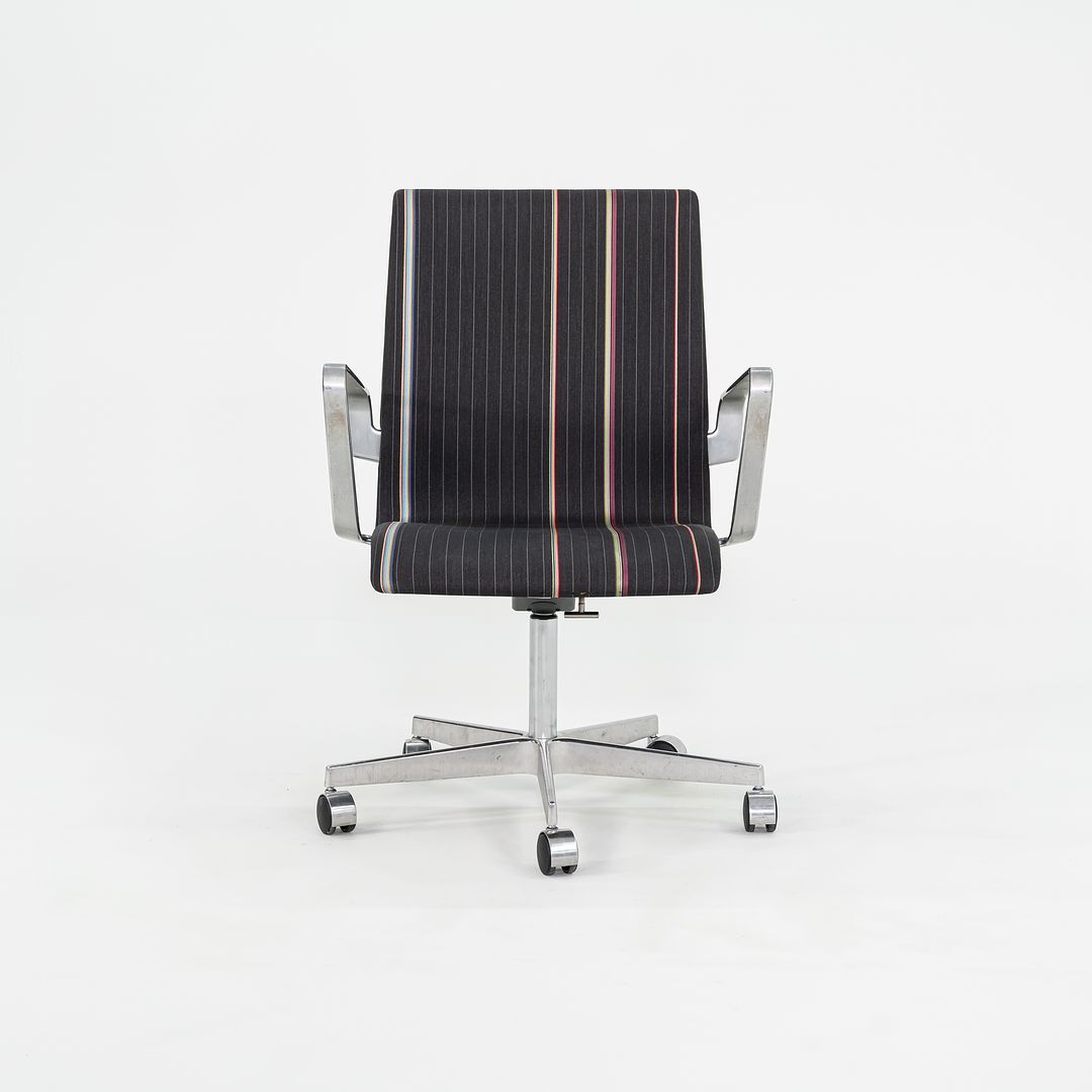 2012 Arne Jacobsen Oxford Low Desk Chair for Fritz Hansen in Fabric 4x Available