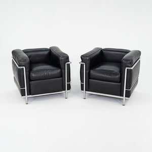 1980s Pair of Cassina LC2 Petit Modele Lounge Chairs by Le Corbusier Jeanneret and Perriand