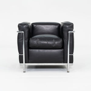 1980s Pair of Cassina LC2 Petit Modele Lounge Chairs by Le Corbusier Jeanneret and Perriand