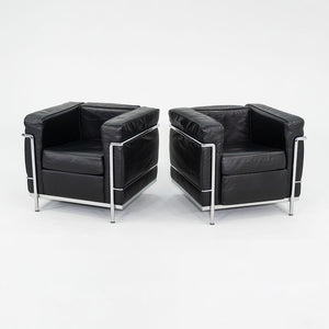 2000s Pair of Cassina LC2 Petit Modele Lounge Chairs by Le Corbusier Jeanneret and Perriand