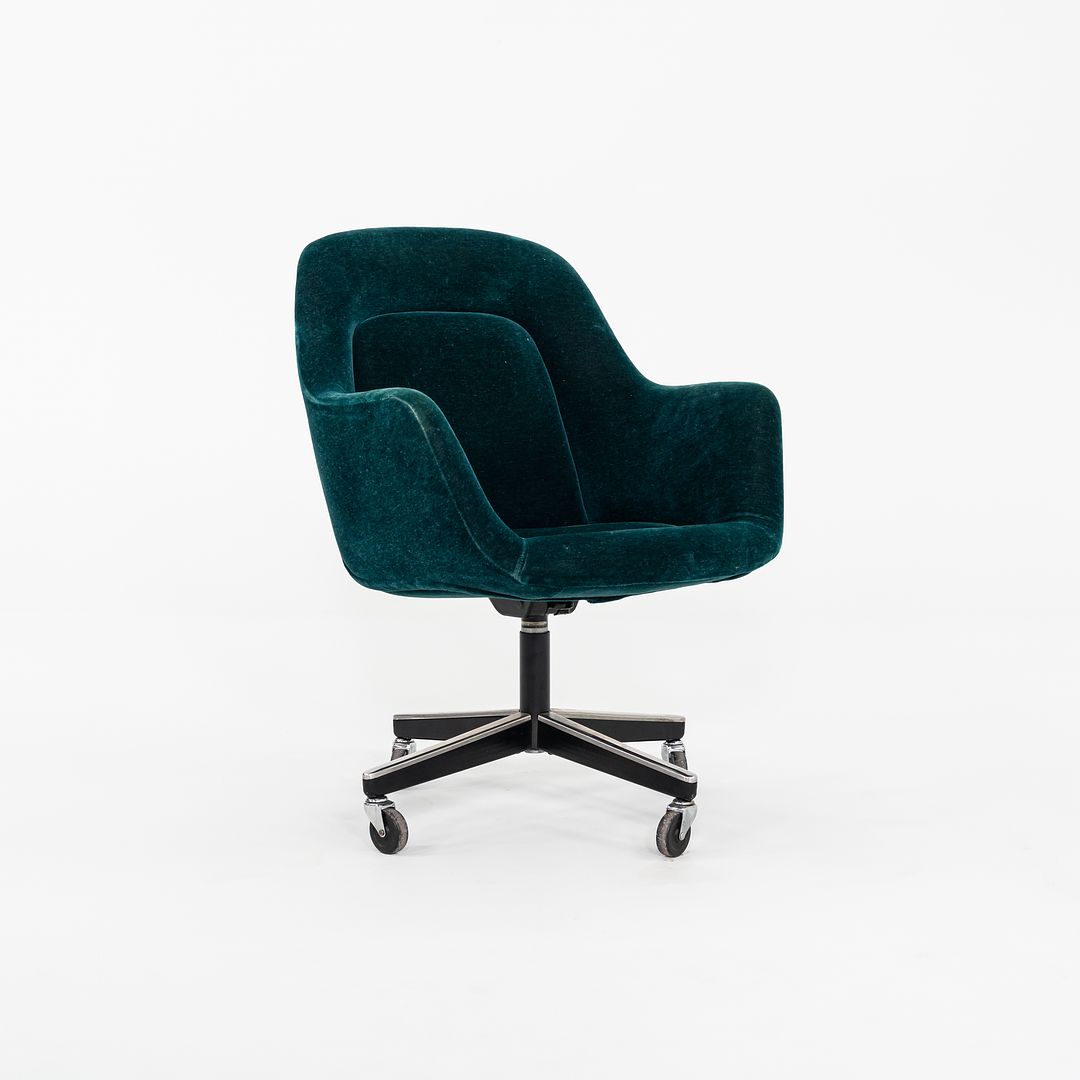 1980s Pearson Executive Desk Chair by Max Pearson for Knoll 4x Available