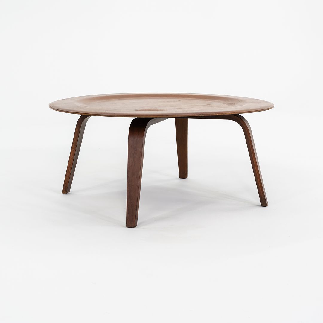 C. 1947 Eames Evans Herman Miller CTW Round Wood Coffee Table in Walnut