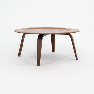 C. 1947 Eames Evans Herman Miller CTW Round Wood Coffee Table in Walnut