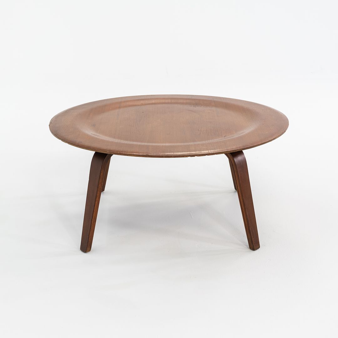 C. 1947 Eames Evans Herman Miller CTW Round Wood Coffee Table in Walnut