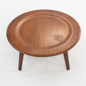 C. 1947 Eames Evans Herman Miller CTW Round Wood Coffee Table in Walnut