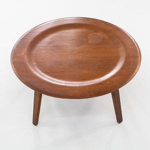 C. 1947 Eames Evans Herman Miller CTW Round Wood Coffee Table in Walnut