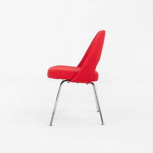 2011 Set of Four Eero Saarinen for Knoll Armless Executive Side / Dining Chairs in Red Fabric