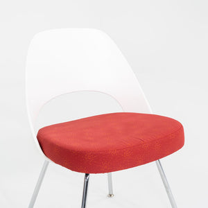 2011 Eero Saarinen for Knoll Armless Executive Side / Dining Chairs in White with Red Fabric 5x Available