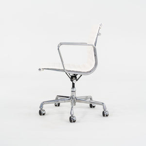 2022 Eames Aluminum Group Management Desk Chair in White Sequel Upholstery 10x Available